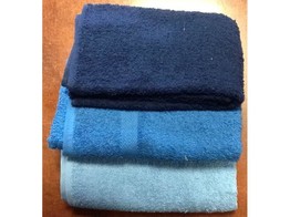 Sponsen handdoek donkere kleuren 50x100cm